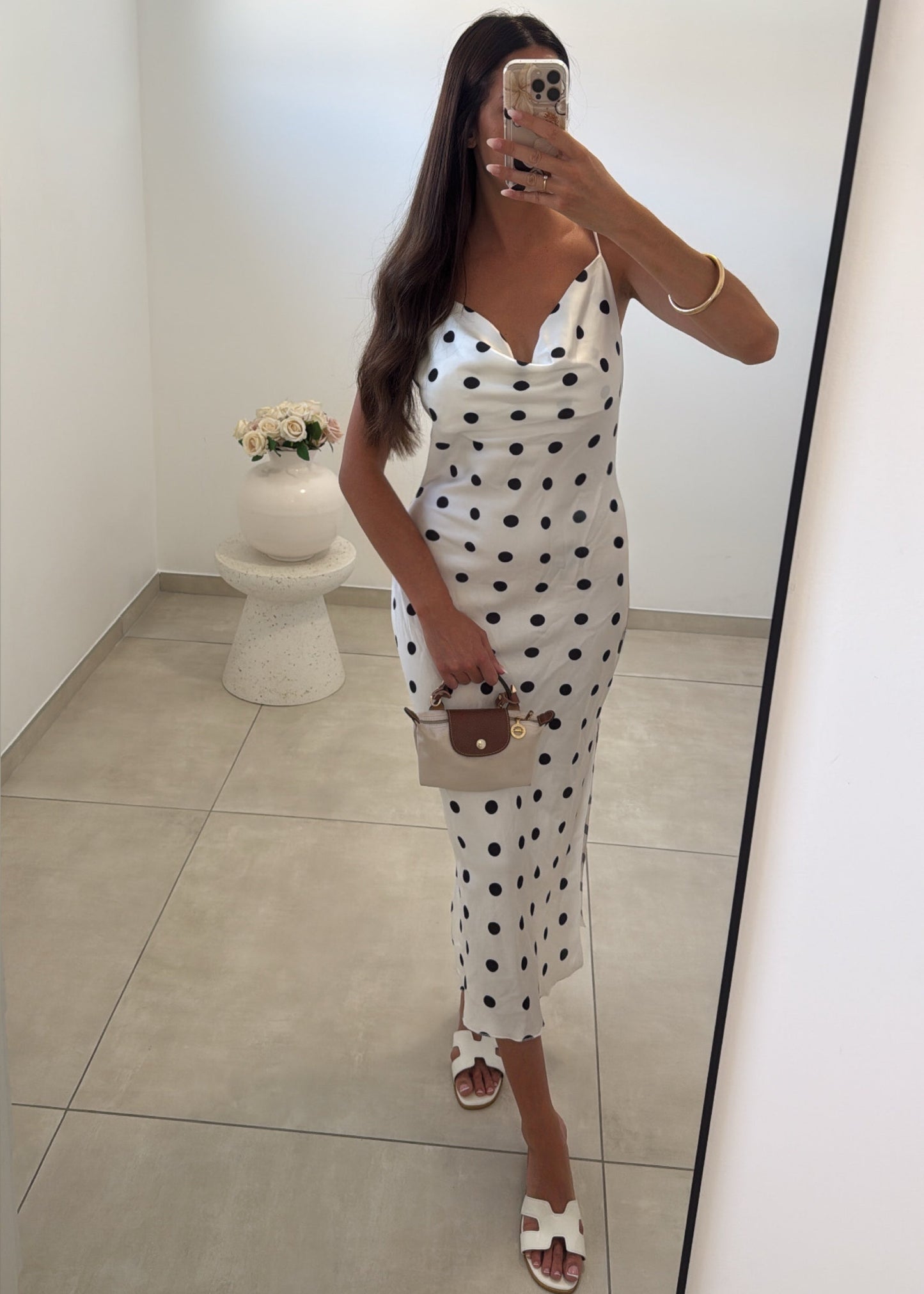 Robe satinée à pois